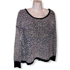Rewind Soft Eyelash Scoop Neck Sweater - black and white large